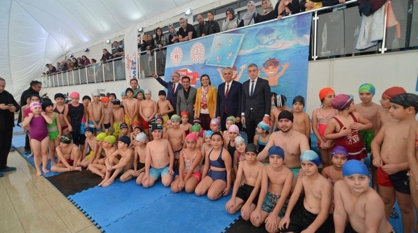 Başkan Hürriyet’ten çocuklara sömestr hediyesi