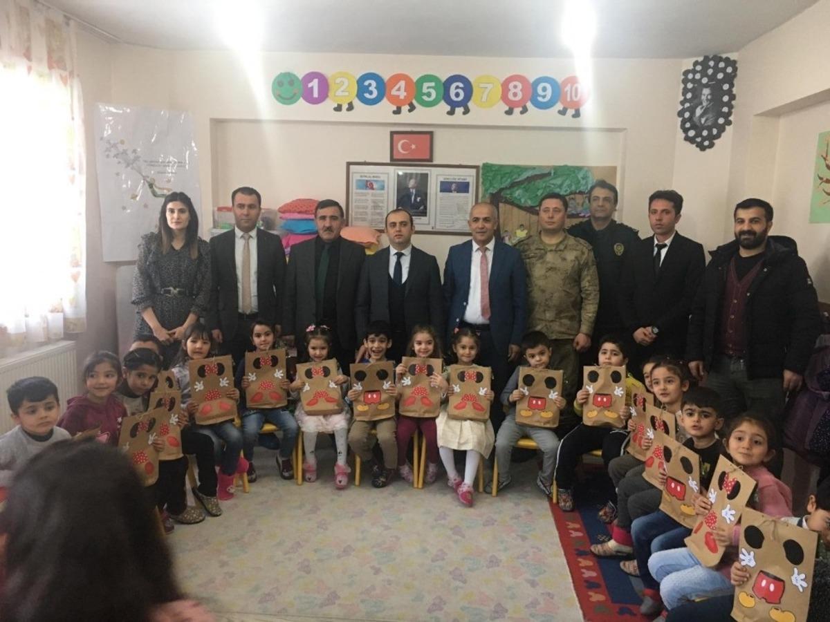 &Ccedil;aldıran&rsquo;da karne sevinci