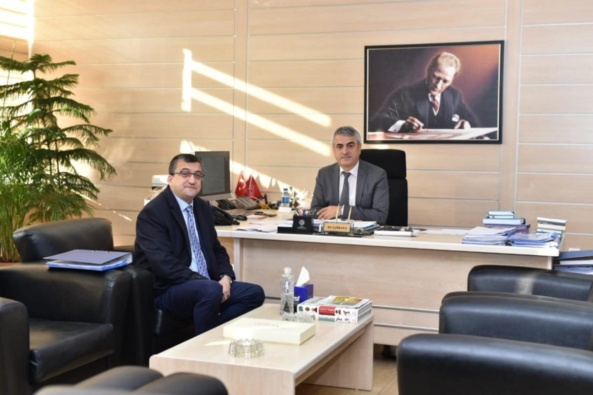 Başkan &Ouml;z, &Ccedil;an i&ccedil;in Ankara&rsquo;da &ouml;nemli temaslarda bulundu