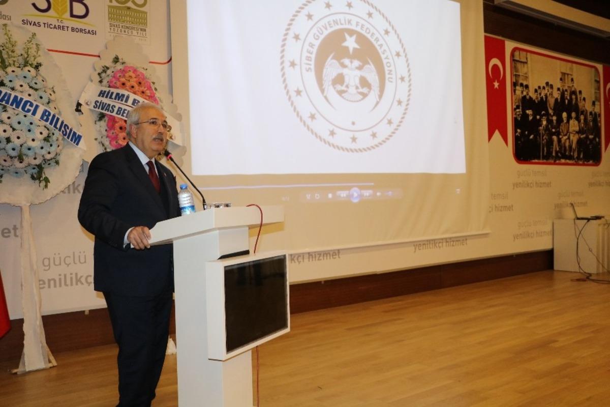 Sivas&rsquo;ta &ldquo;Siber G&uuml;venlik K&uuml;melenmelerinin &Ouml;nemi&rdquo; paneli
