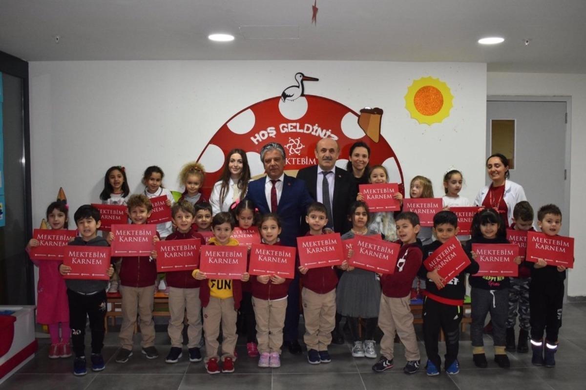 Manisa Mektebim Kolejinde  karne coşkusu