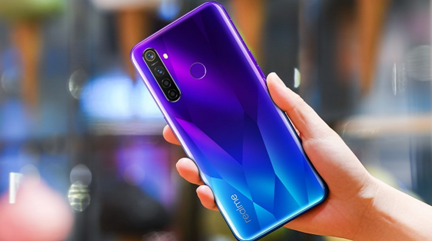 realme'nin Türkiye'deki İlk Telefonları: 5 Pro ve XT