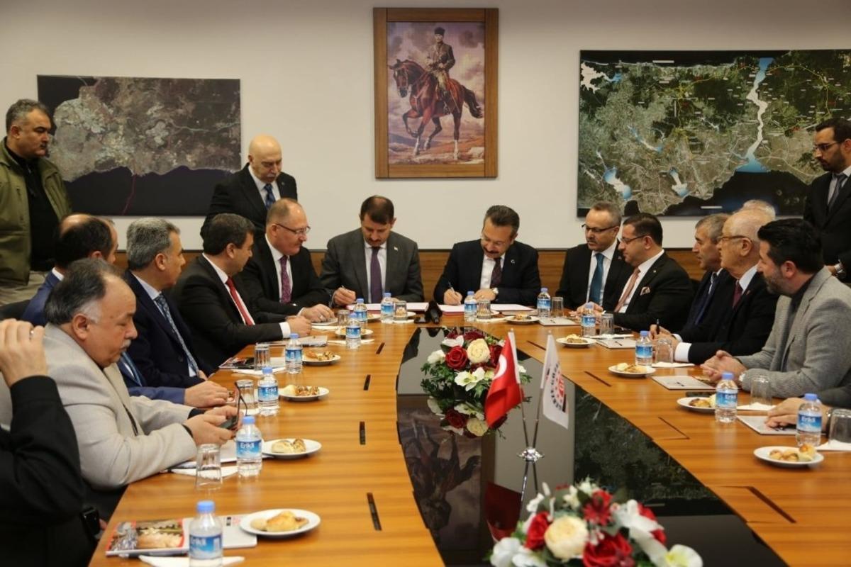 Sivas ve Gebze arasında Kardeş Organize Sanayi B&ouml;lgesi protokol&uuml; imzalandı