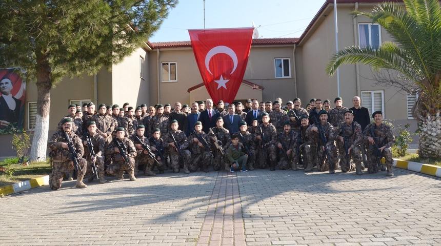 Aydın'da özel harekat polisleri Barış Pınarı Harekatı'na uğurlandı