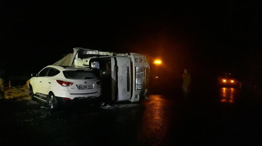 Niğde'de zincirleme trafik kazası: 3 ölü, 12 yaralı