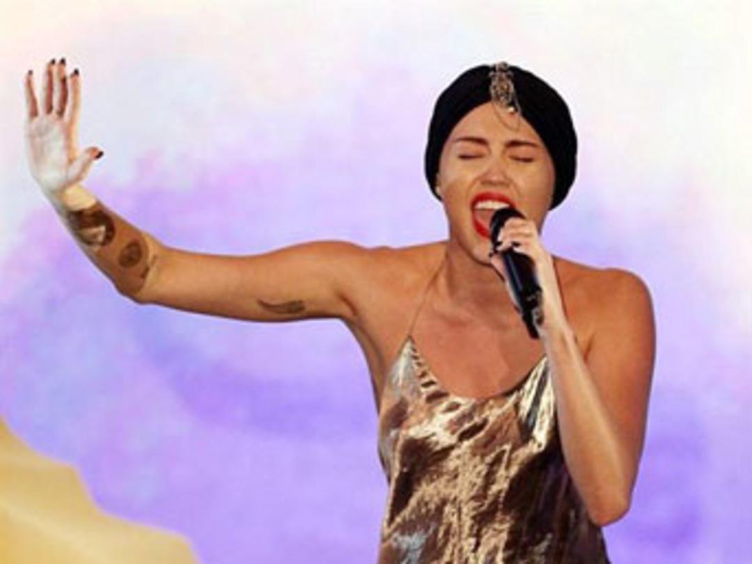 Miley Cyrus kapandı