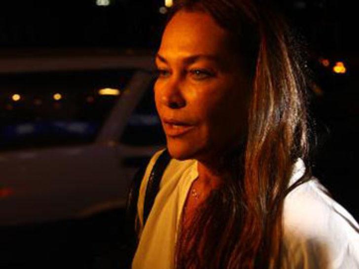 Hülya Avşar devretti G5