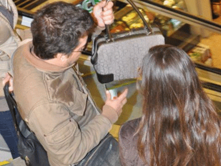 İlker Aksum'dan çantalı kamuflaj G1