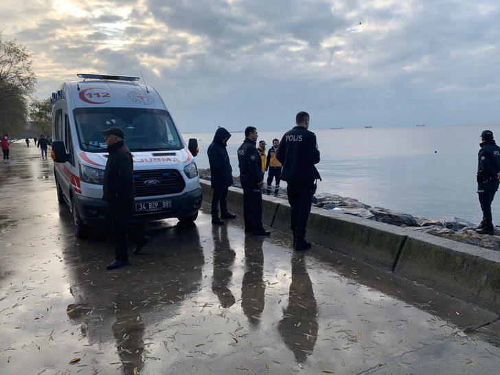 Kartal'daki sahilde yürüyüş yapanlar fark etti! Denizden kadın cesedi çıkartıldı G1
