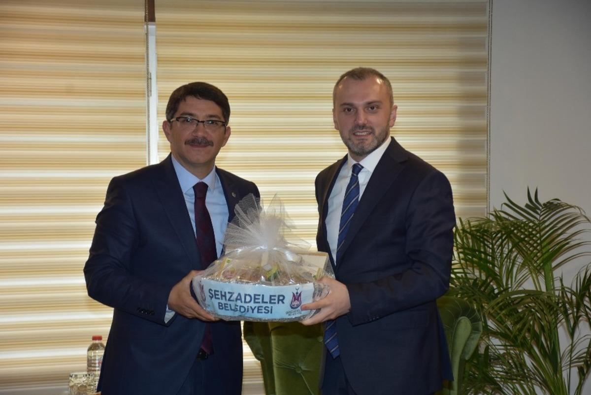 Genel Başkan Yardımcısı Kandemir&rsquo;den Başkan &Ccedil;elik&rsquo;e &ouml;vg&uuml;