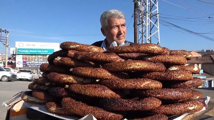 Satışları yüzde 80 arttı! Müziğin sesini duyan simit almaya koşuyor G4