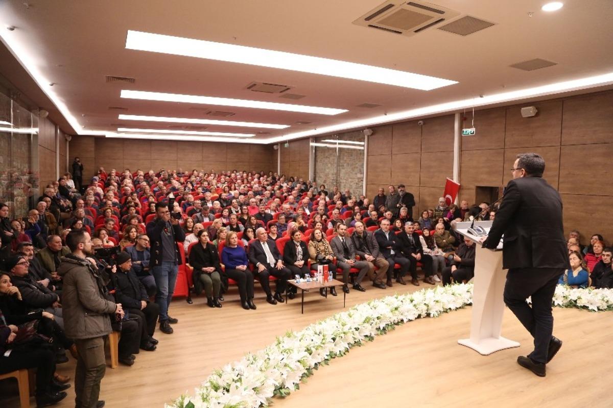 Deniz Zeyrek, Efeler&rsquo;e konuk oldu