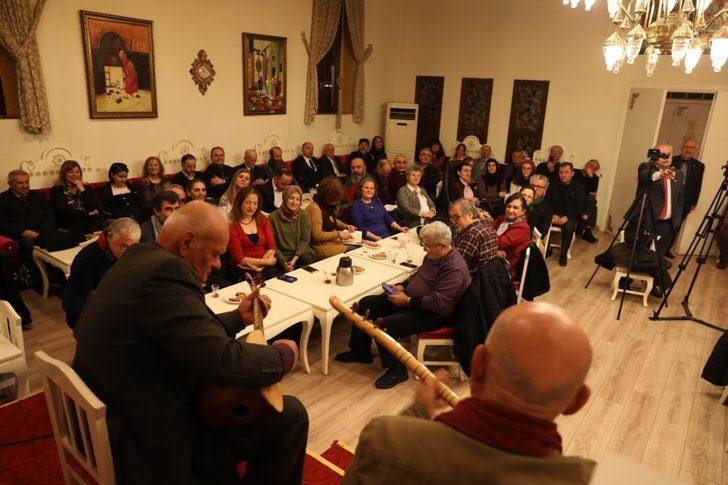 İlkadım’da şiir gecesinde aşıklar atıştı G2