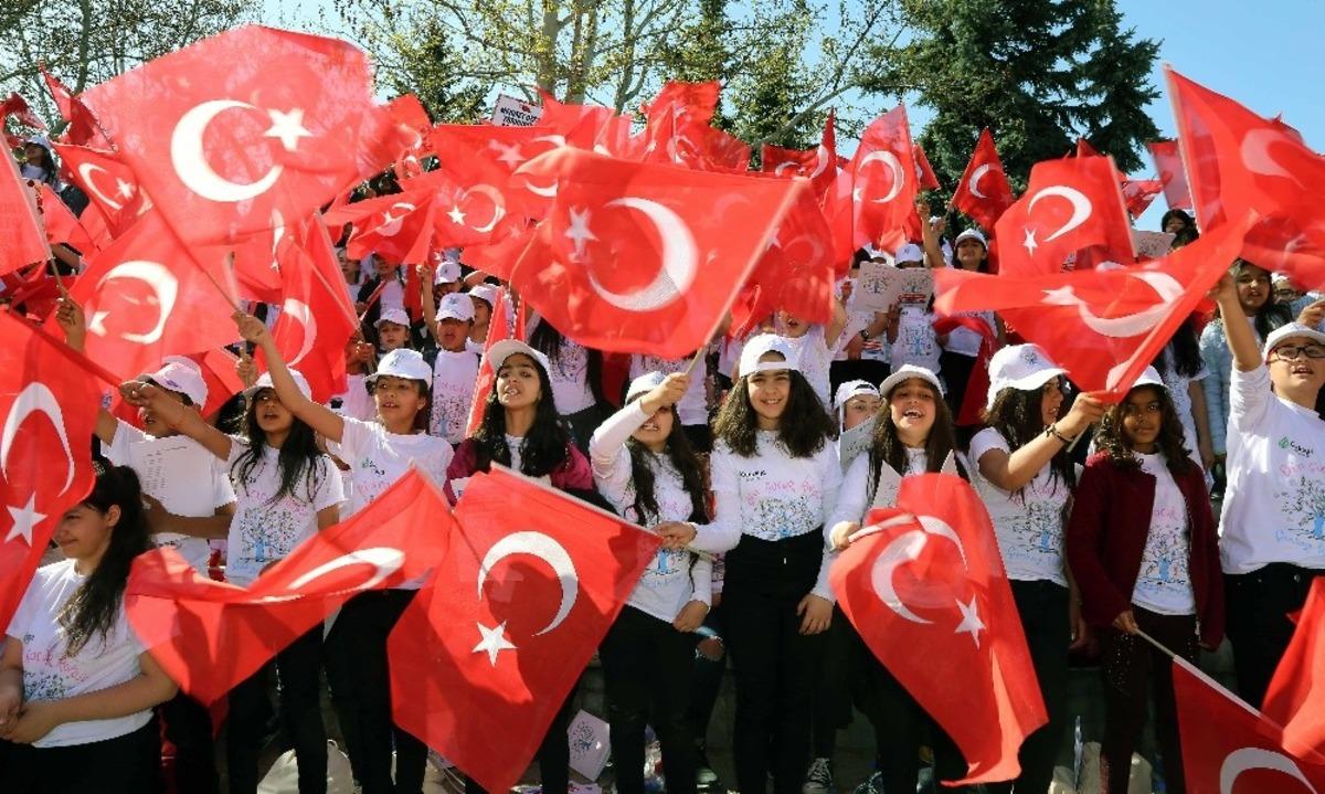 1000 &Ccedil;ocuk Korosu kayıtları başladı