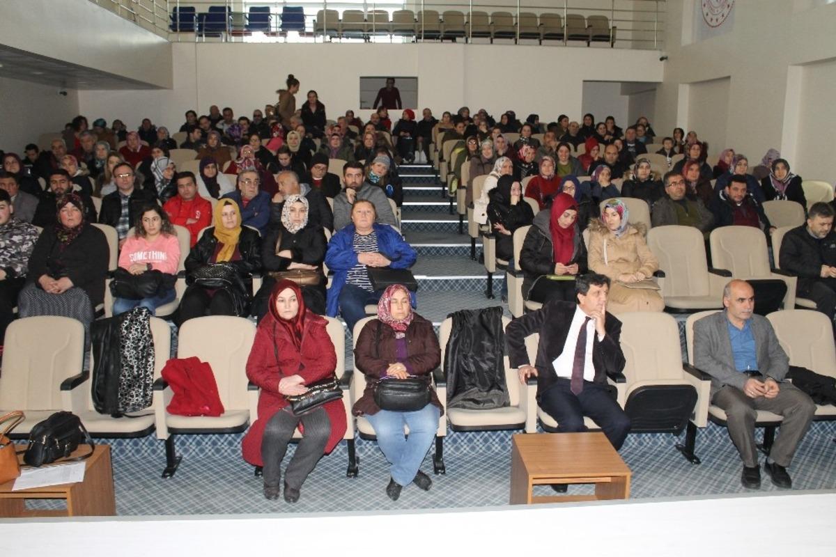 Uşak&rsquo;ta 427 kişiye hijyen kuralları eğitimi verildi