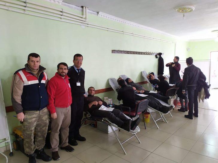 Muradiye’de ‘1 Ünite Kan, 3 Can’ kampanyası G3