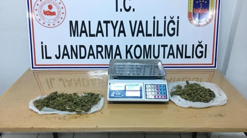 Pütürge’de yarım kilogram esrar ele geçirildi