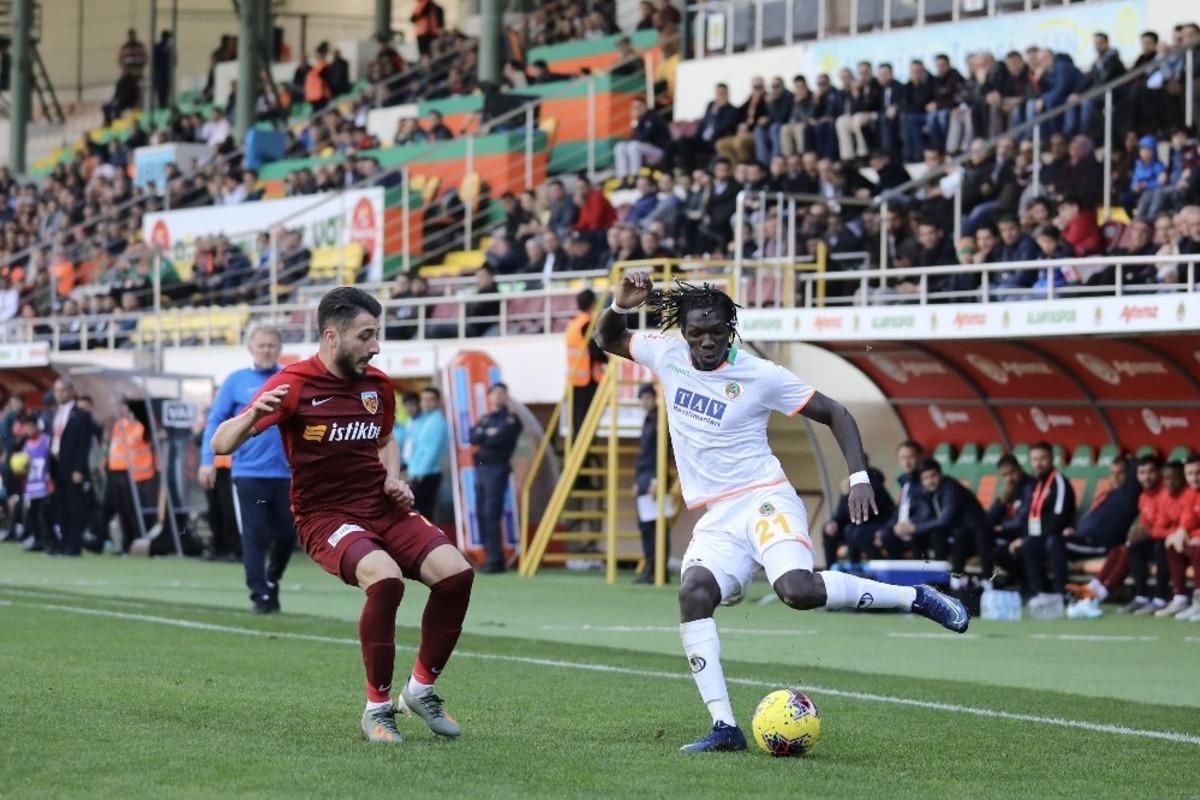 S&uuml;per Lig: Aytemiz Alanyaspor: 1 - Kayserispor: 0 (İlk yarı)