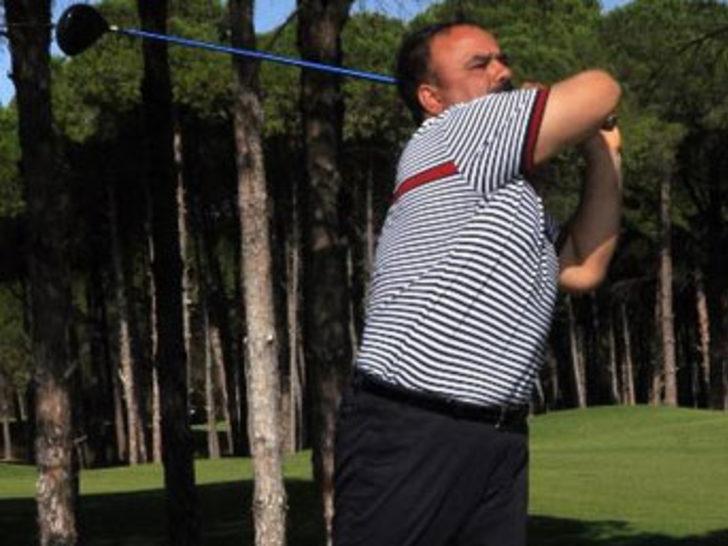 Bülent Serttaş golfe merak sardı G1