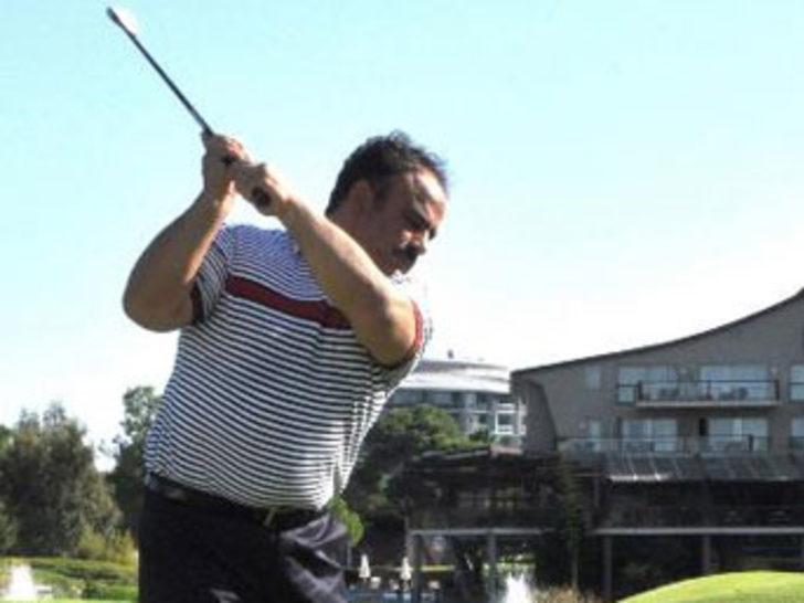 Bülent Serttaş golfe merak sardı G2