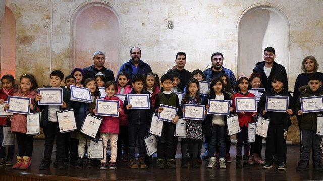 Konservatuar öğrencileri karne aldı