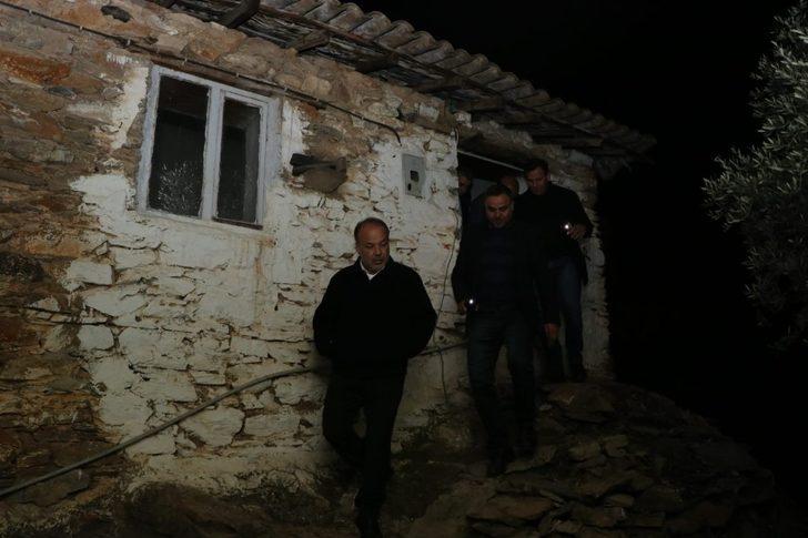 AK Partili Metin Yavuz evleri yanan ailenin yardımına koştu G1