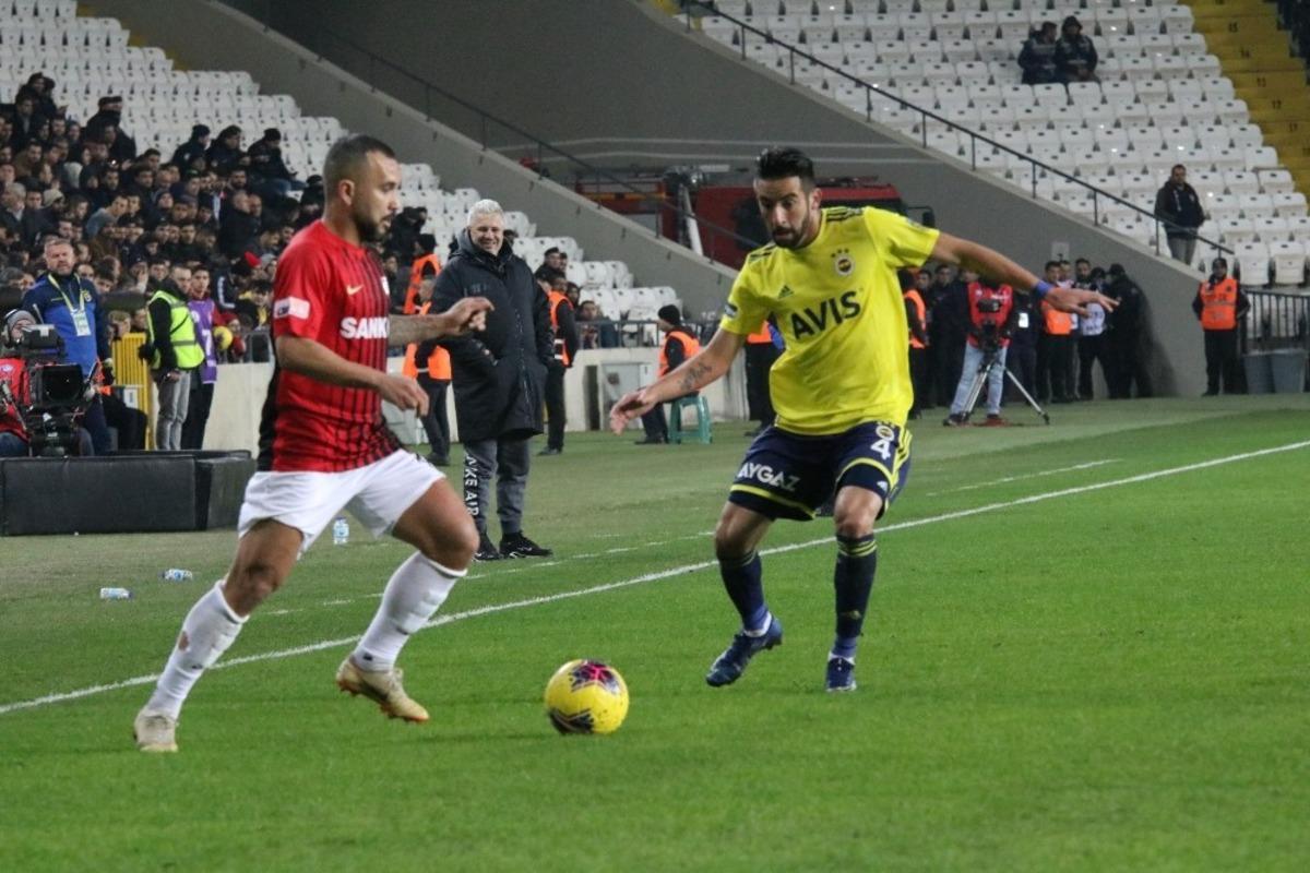 S&uuml;per Lig: Gaziantep FK: 0 - Fenerbah&ccedil;e: 0 (İlk yarı)