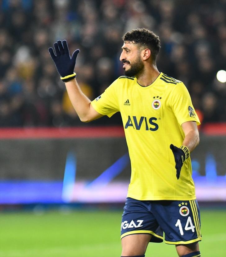 Demba Ba'dan Vedat Muriqi göndermesi G4