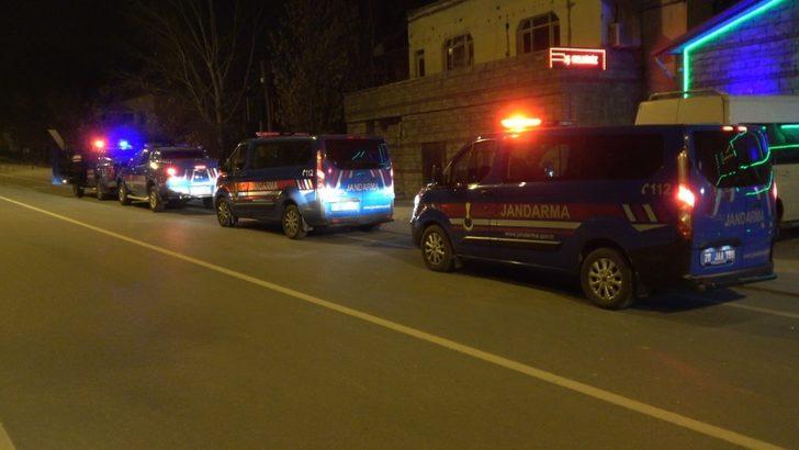 Denizli'de 5 saat süren dev fuhuş operasyonu! 50'yi aşkın kadın gözaltında G5