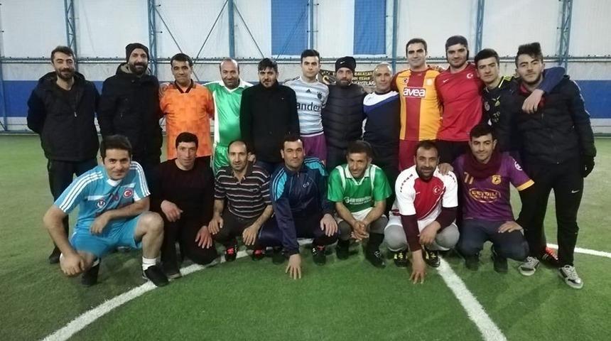 Genç Şavak Der Futbol Turnuvası Vali Recep Yazıcıoğlu sezonu başlıyor