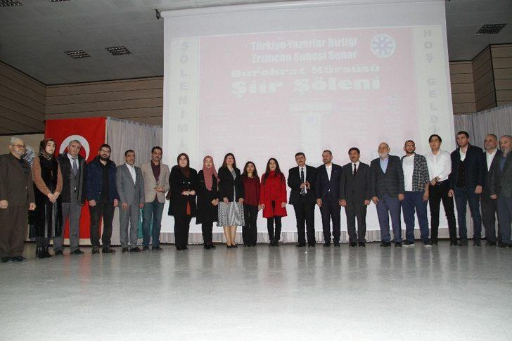 Erzincan’da “Bürokrat Kürsüsü Şiir Şöleni” programı düzenlendi G3