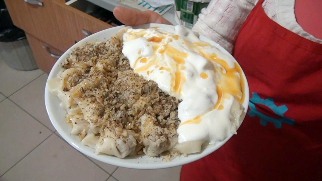 Sinop mantısı yiyen hayran kalıyor!