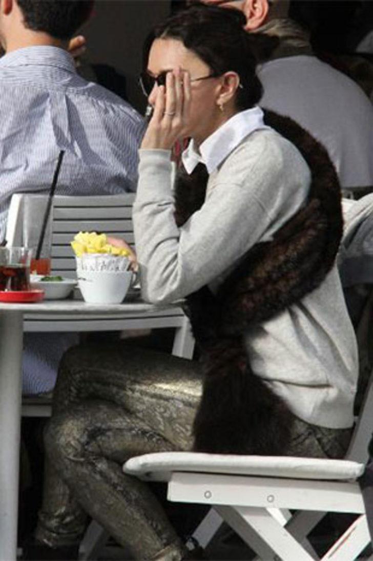 Hande Ataizi'den yüzük şov G1