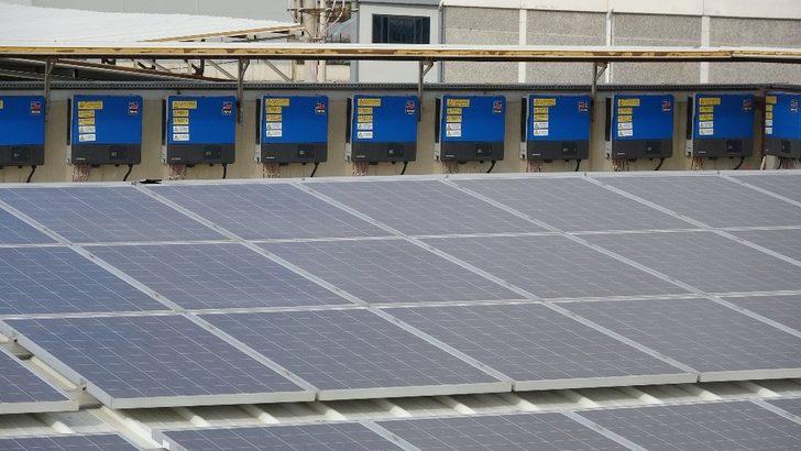 Fabrikanın çatısına kurduğu güneş enerjisiyle her ay 100 bin lira kazanıyor G5