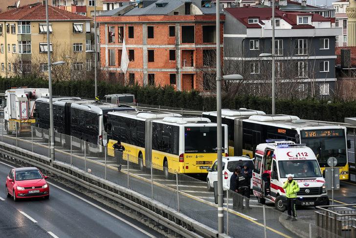 Son dakika! Okmeydanı'nda metrobüs kazası G2