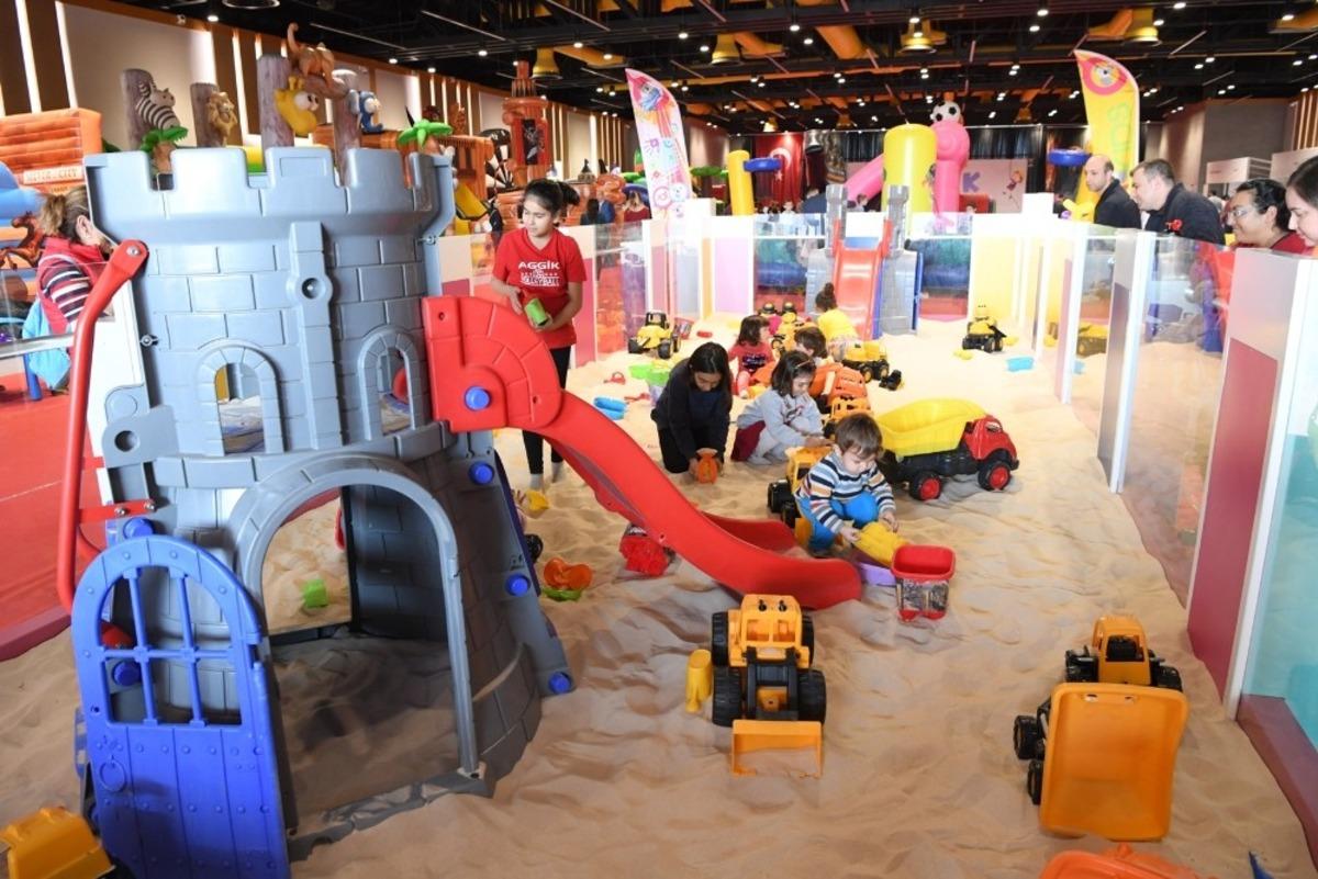 Konyaaltı Belediyesi &Ccedil;ocuk Festivali başladı