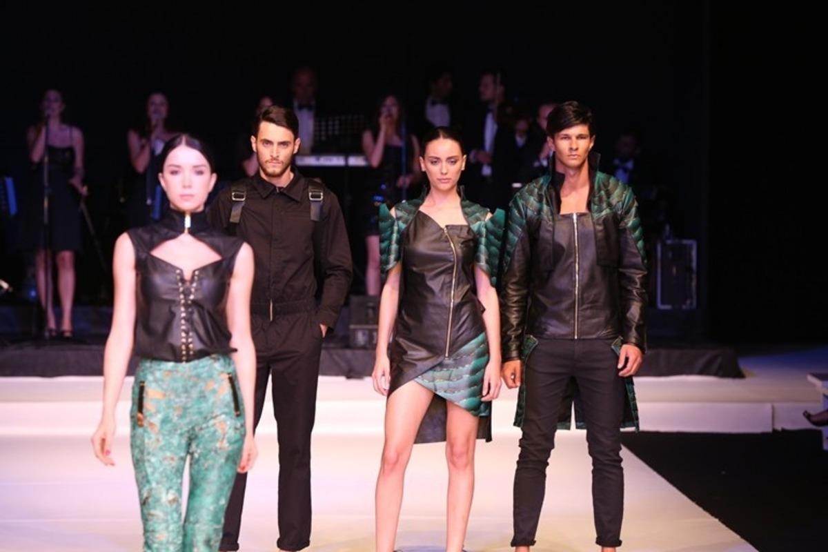 Deri sekt&ouml;r&uuml;nde &ccedil;ifte mutluluk