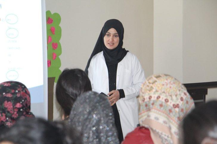 Yüksekovalı kadınlar kanser hakkında bilgilendirildi G4