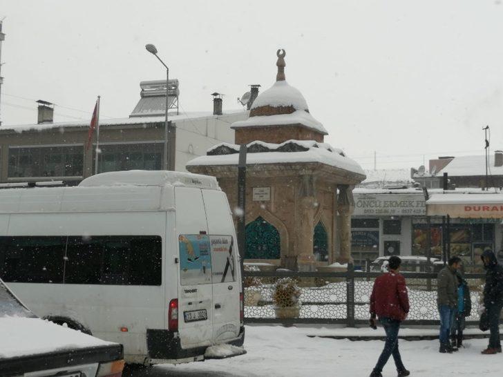 Ahlat’ta kar yağışı G4