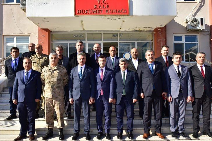 Kale’de muhtarlarla toplantı düzenlendi G2