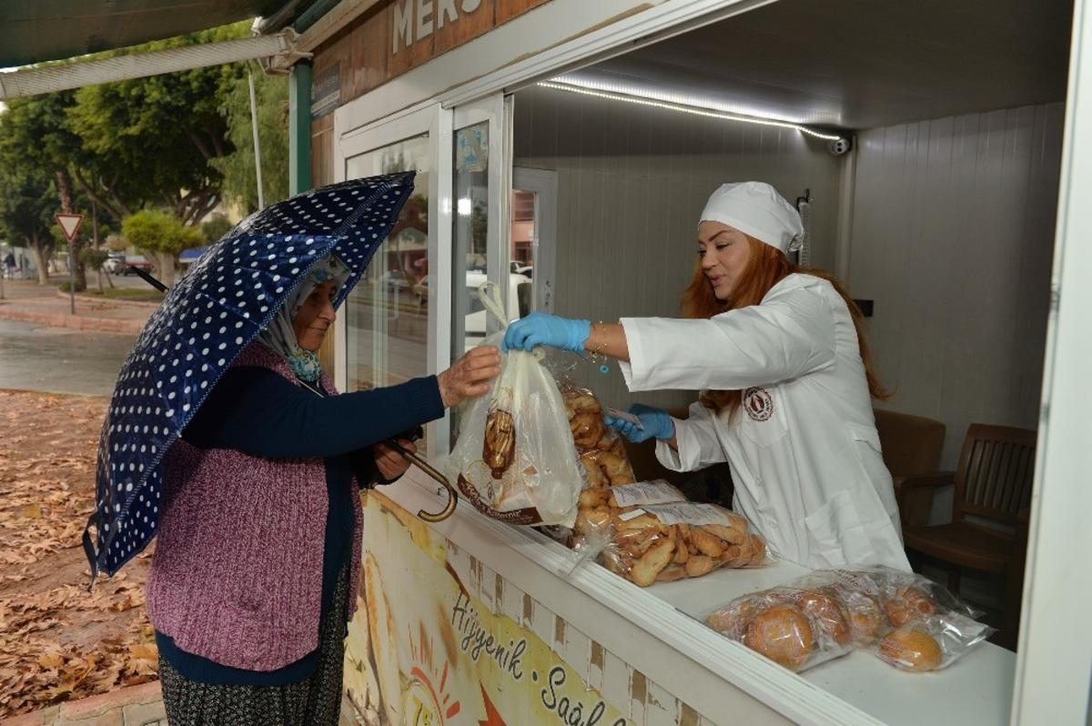 Mersin&rsquo;de Halk Ekmek b&uuml;feleri kadınlara emanet