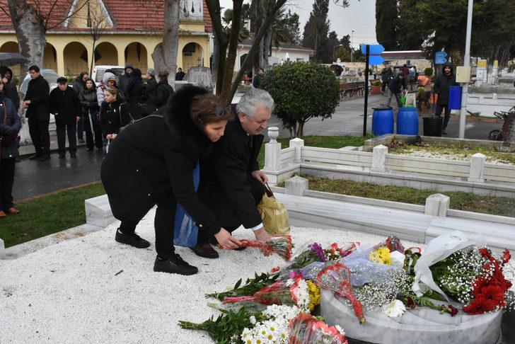 Hrant Dink mezarı başında anıldı  G1