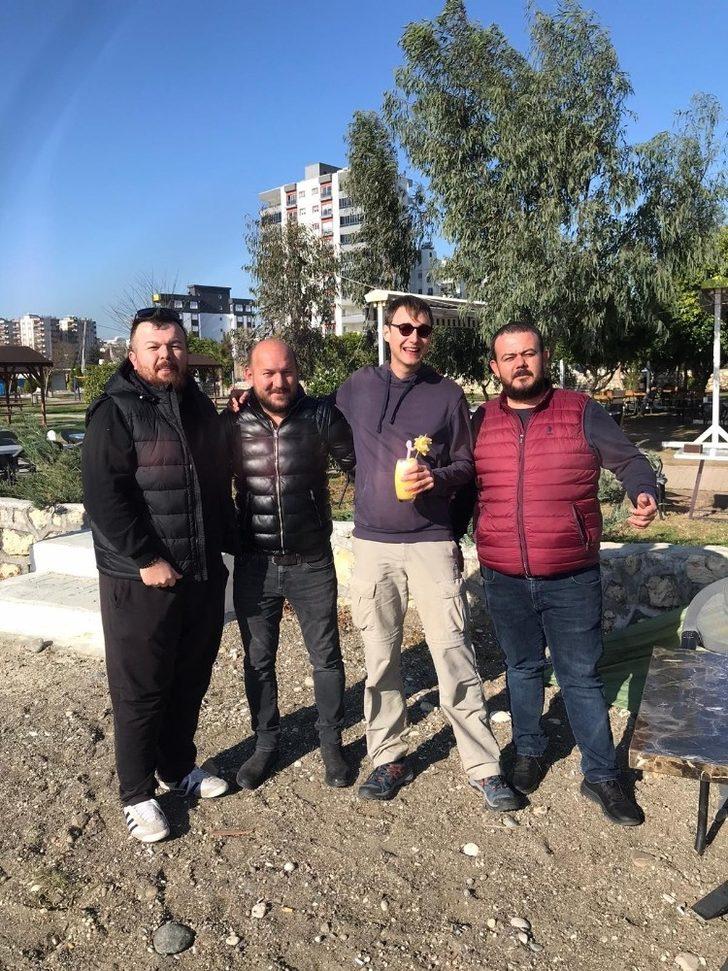 Otostopla dünya turunda 12. ülke Türkiye G4