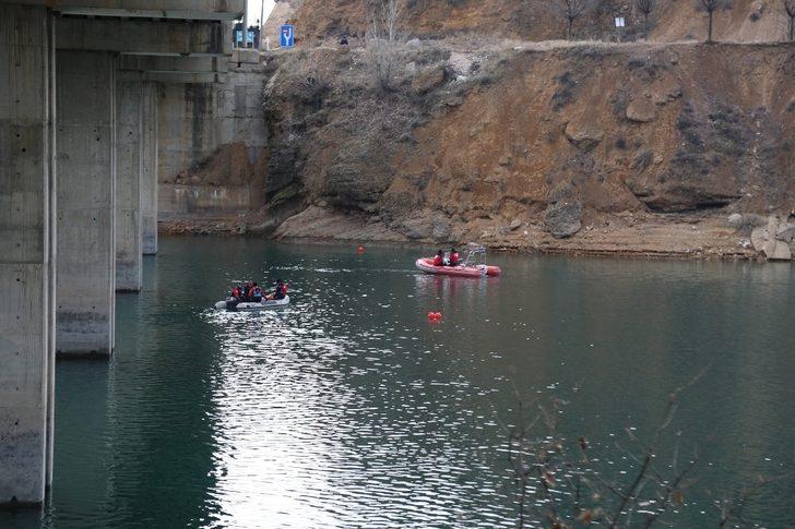 Türkiye’nin dört bir yanından gelen ekipler kayıp Gülistan’ı arıyor G4