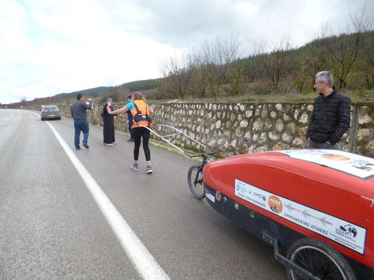 Nepal’e yürüyen gezgin yazar Bilecik’te G2