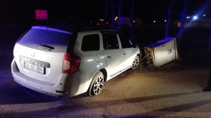 Otomobil elektrik trafosuna çarptı: 1 yaralı G2