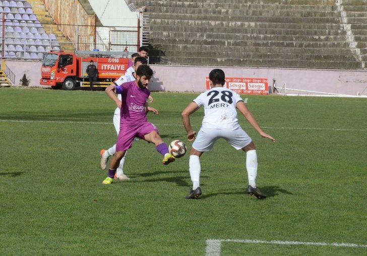 TFF 3. Lig: 52 Orduspor Futbol Kulübü: 3 - Manisaspor: 1 G2