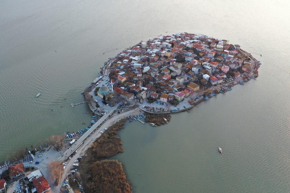 G&ouml;lyazı&rsquo;da muhteşem d&ouml;n&uuml;ş&uuml;m