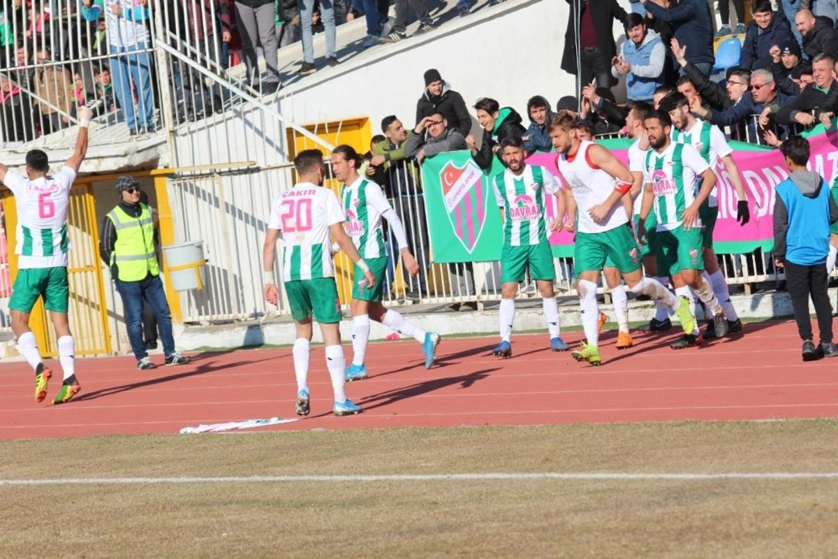 Isparta 32 Spor, BAL&rsquo;da 2. yarıya galibiyetle başladı