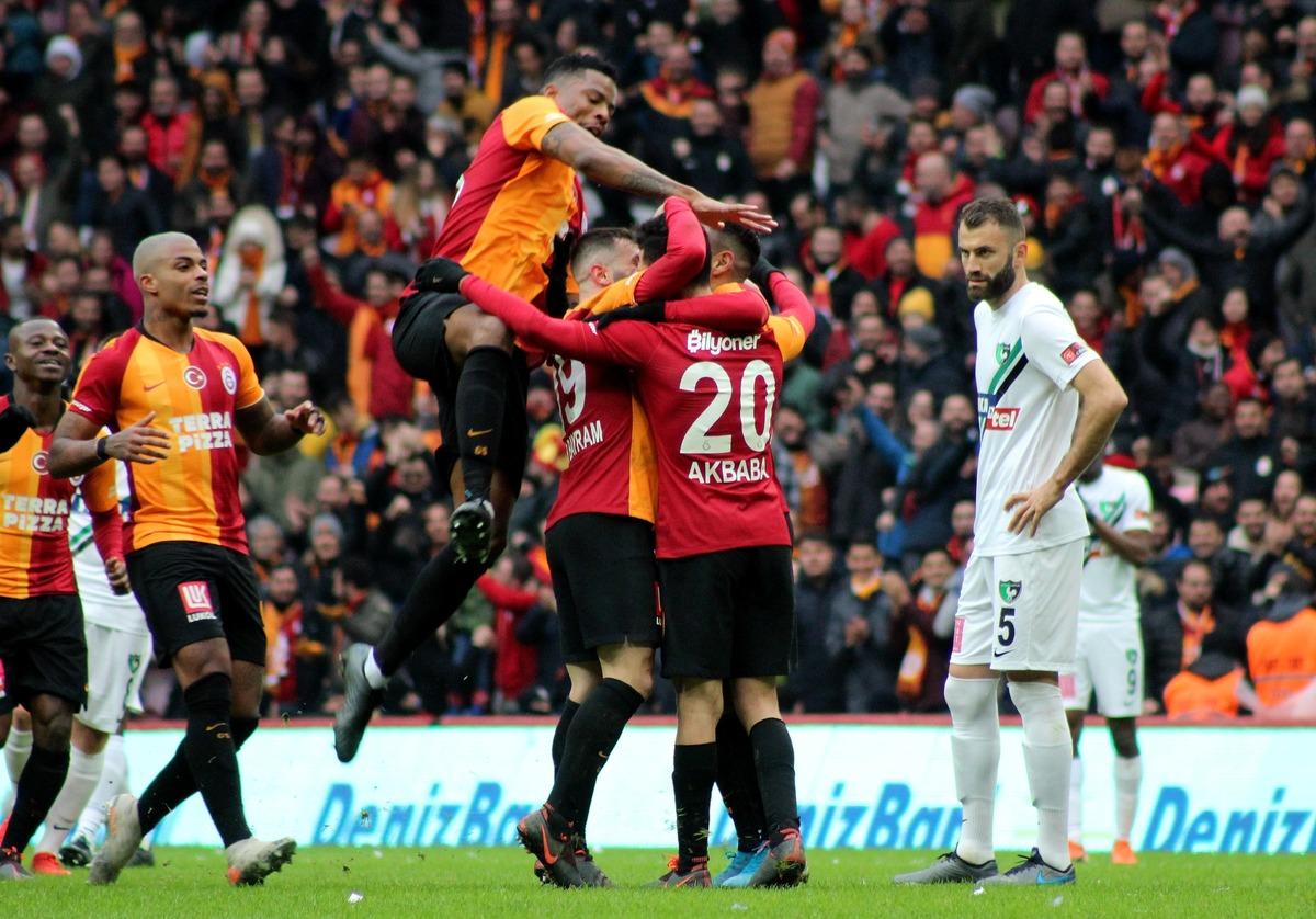 &Ouml;ZET  Galatasaray 2-1 Denizlispor ma&ccedil; sonucu